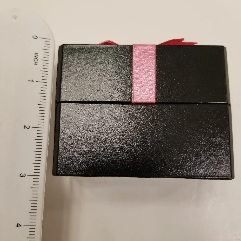 🔻REDUCED❣Sleek Black Rectangular Gift Box Pink Bow Watch Bracelet Necklace Pill